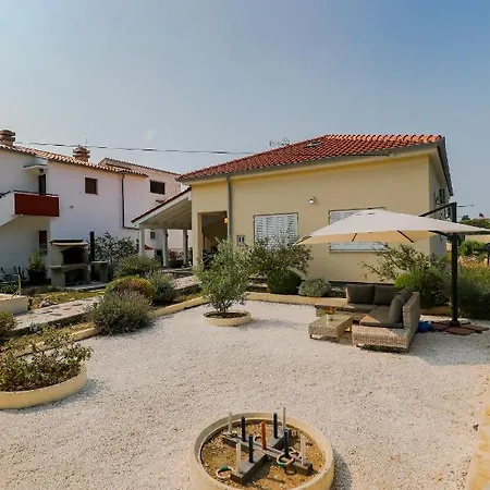 Villa Vila Galeta - Charming Place To *