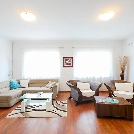 Vila Galeta - Charming Place To Villa Ist
