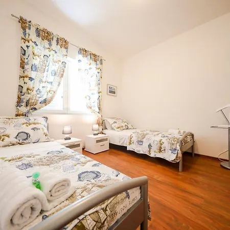 Villa Vila Galeta - Charming Place To Ist