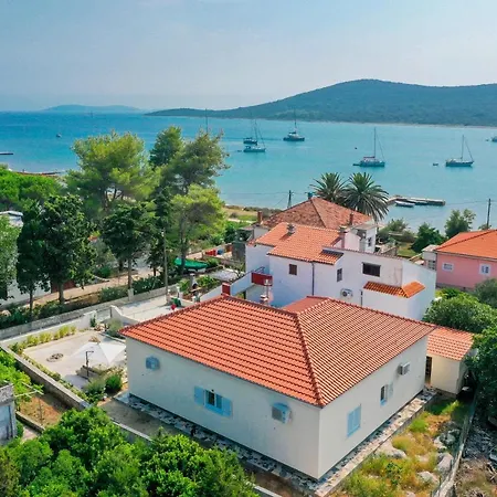 Vila Galeta - Charming Place To